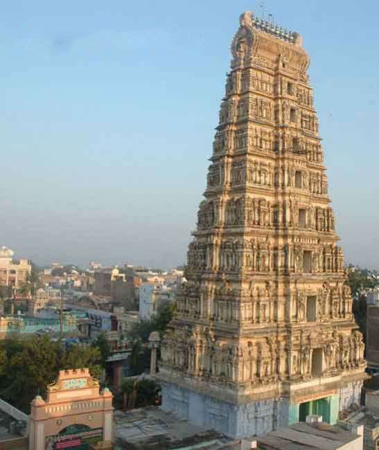 Chennakesava-Swamy-Temple-in-Markapuram-in-Prakasam